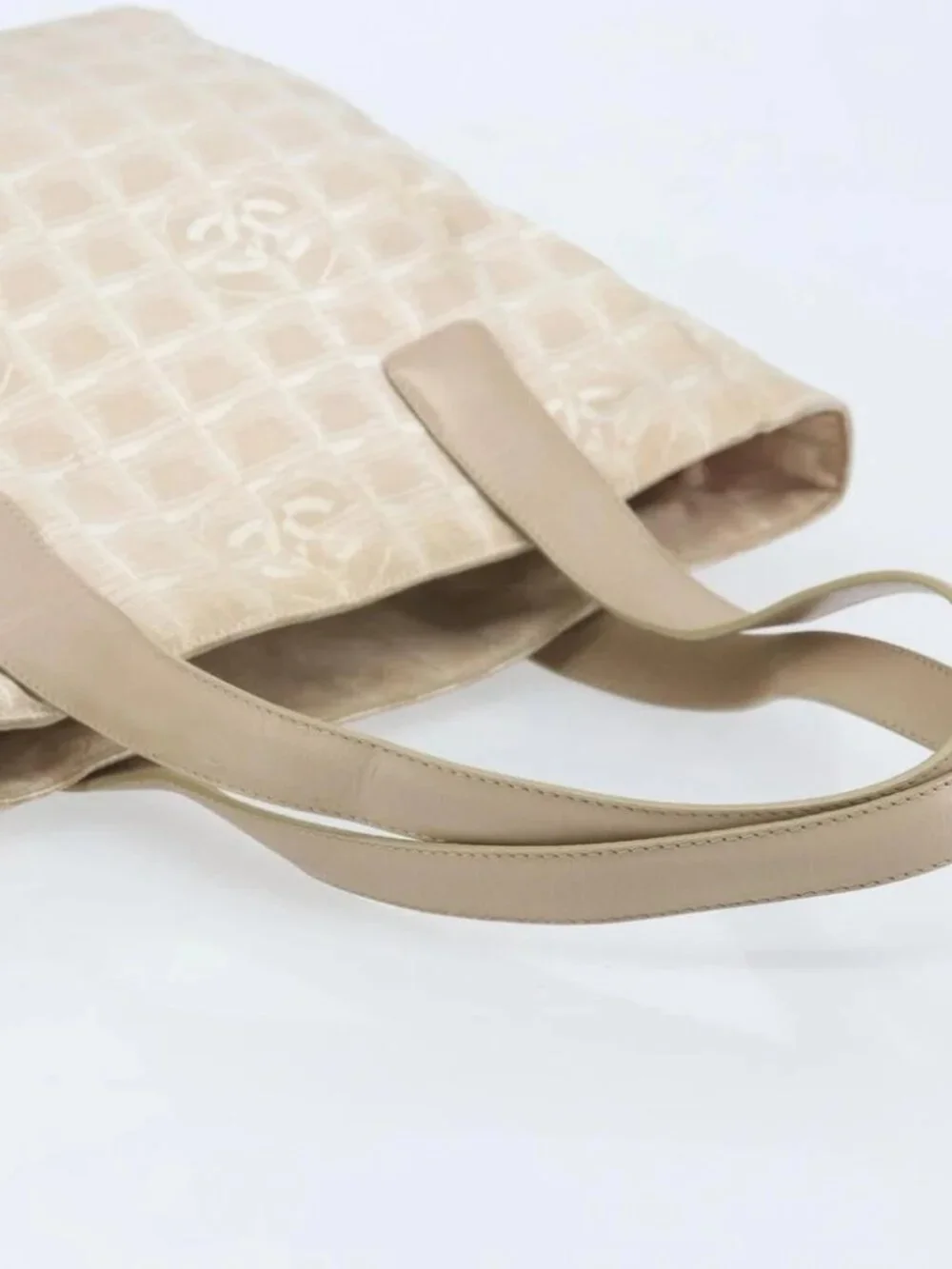 CHANEL New Travel Line Tote Bag Nylon Beige Gold CC Auth BA11779